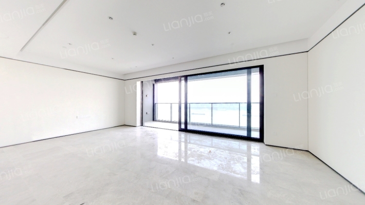 武汉长江中心二手房实景图