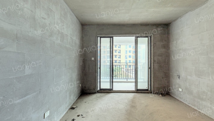 金色阳光家园二手房实景图