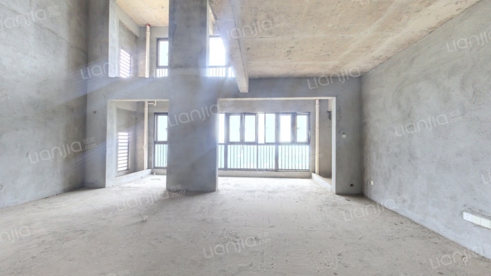 群峰小区高铁明珠二手房实景图