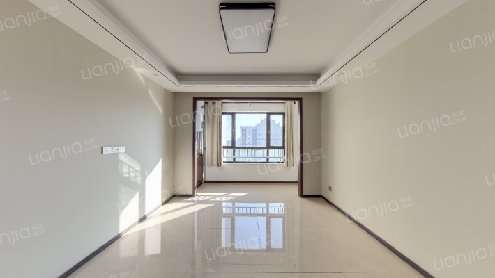 中国铁建·西府国际二手房实景图