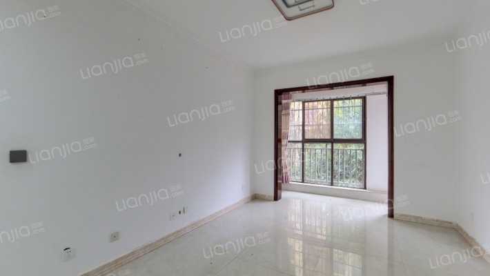 东盟森林二手房实景图