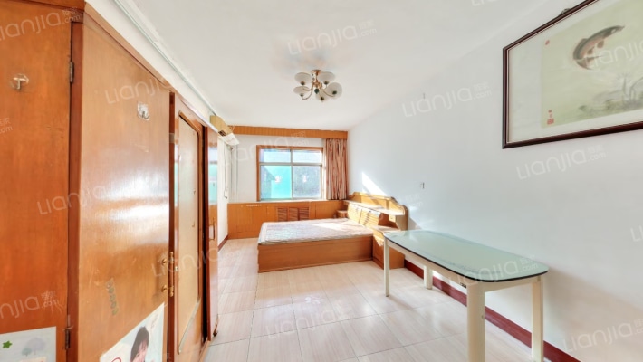 英雄山路136号二手房实景图