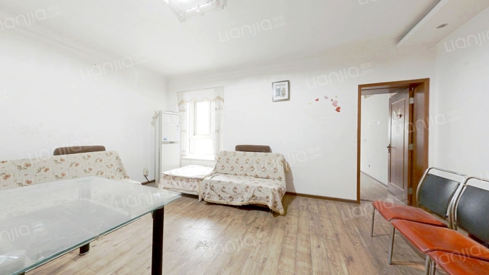 万龙花园二手房实景图