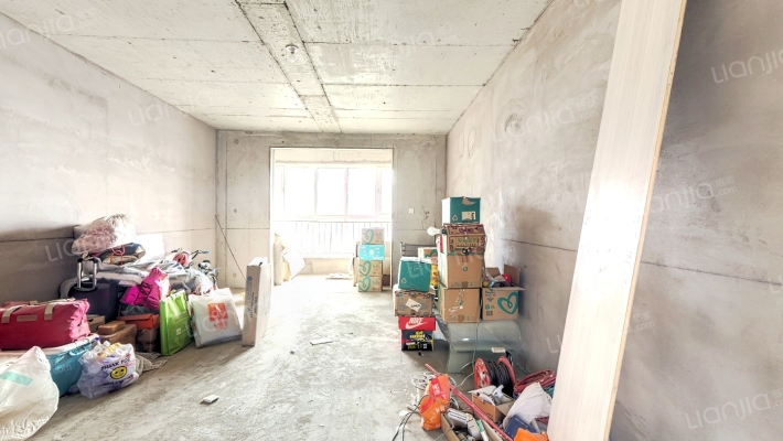 南北向的户型，采光好，户型好，视野好-客厅