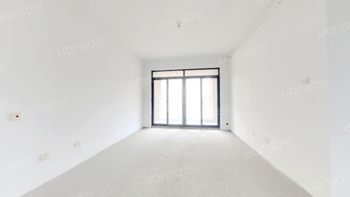 龙蟠佳苑二手房实景图