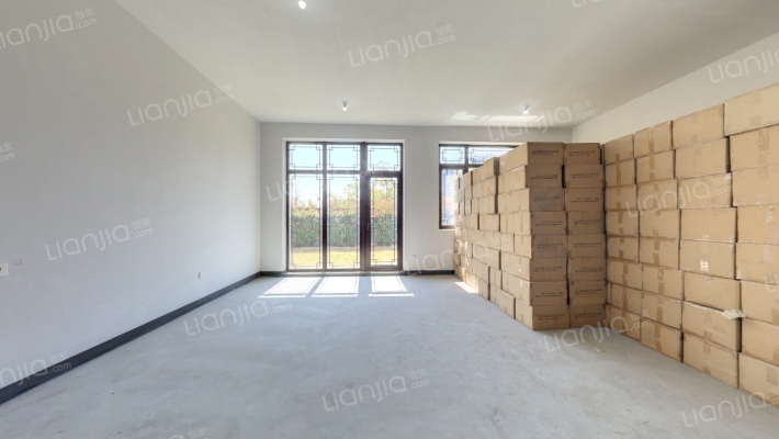 滨江龙湖东潮府二手房实景图