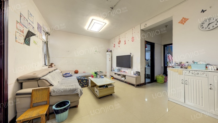 幸福小镇住宅楼二手房实景图