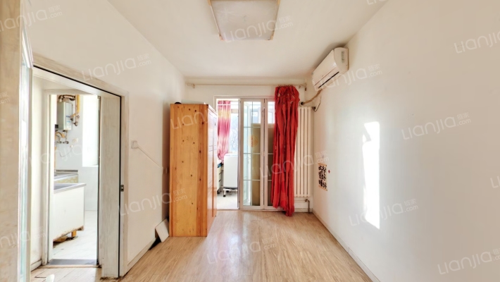 光辉南里二手房实景图