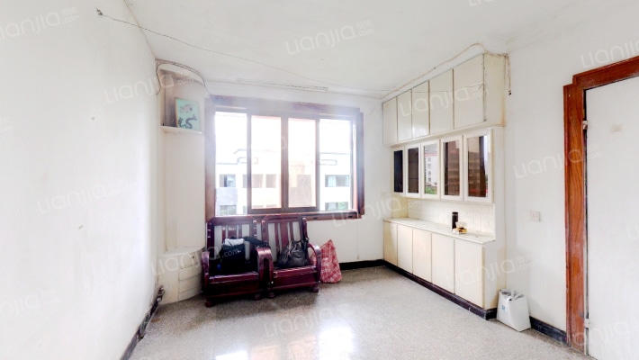 民航路132弄二手房实景图