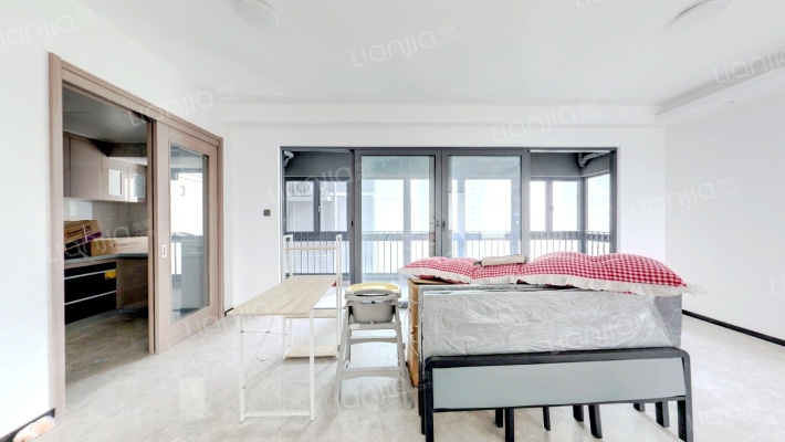 旭辉恒基铂仕湾二手房实景图