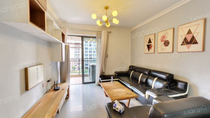 四季松湖二手房实景图