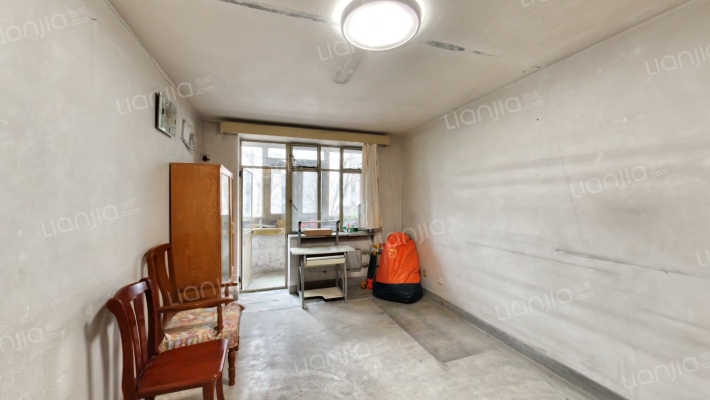 白家庄东里二手房实景图