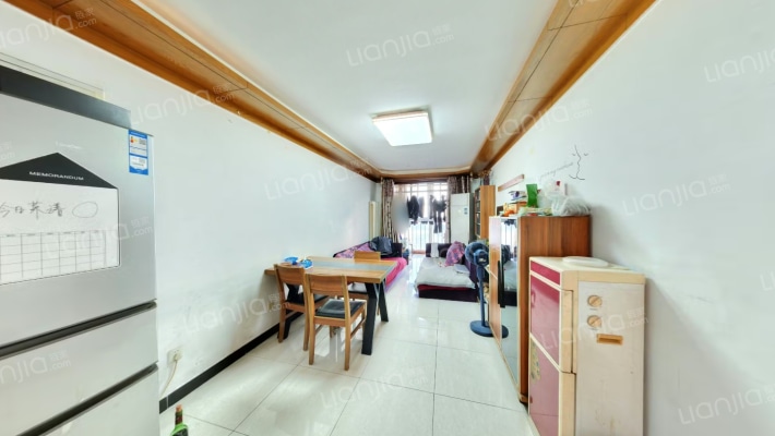 鸿博家园一区二手房实景图