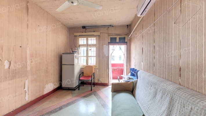 钟楼南村二手房实景图