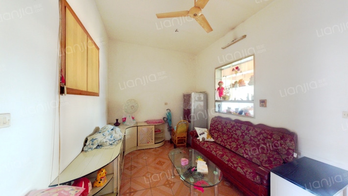 文卫路二手房实景图