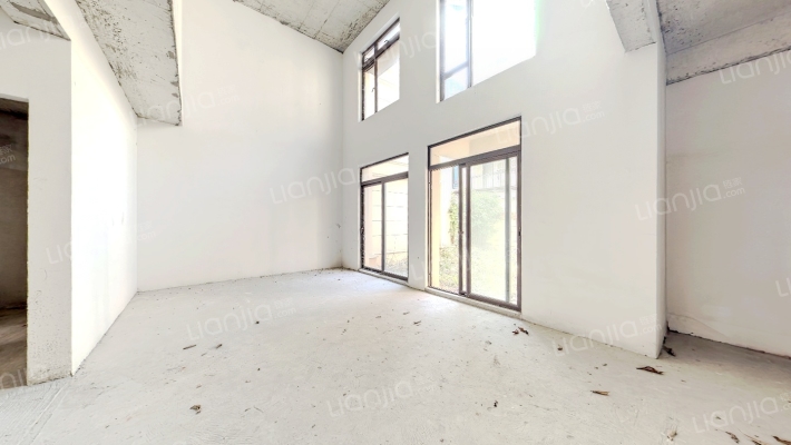 泷景花园别墅二手房实景图