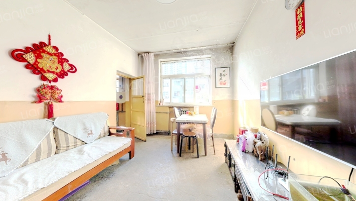 省体育局体育馆西小区二手房实景图