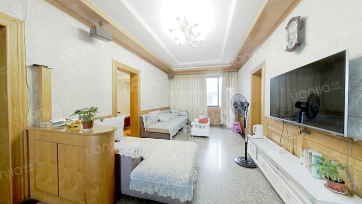 万峰二期小区二手房实景图