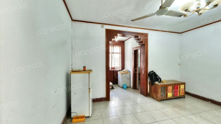 西坡东街19号院二手房实景图