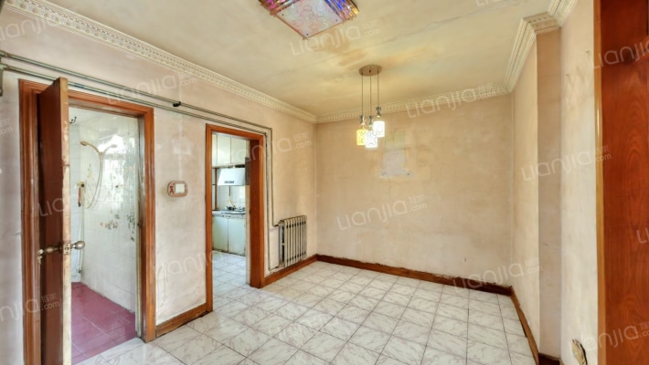 抚顺路19号小区二手房实景图