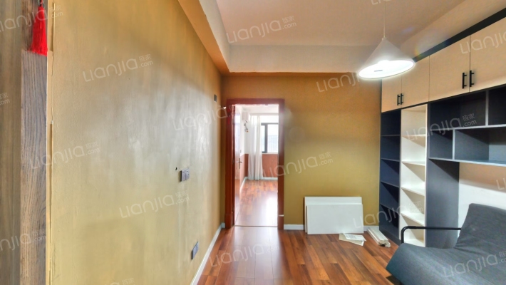 翡翠国际二手房实景图