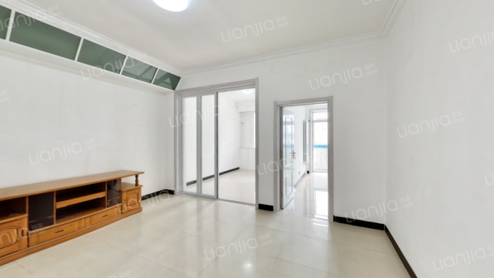 和平街东里二手房实景图