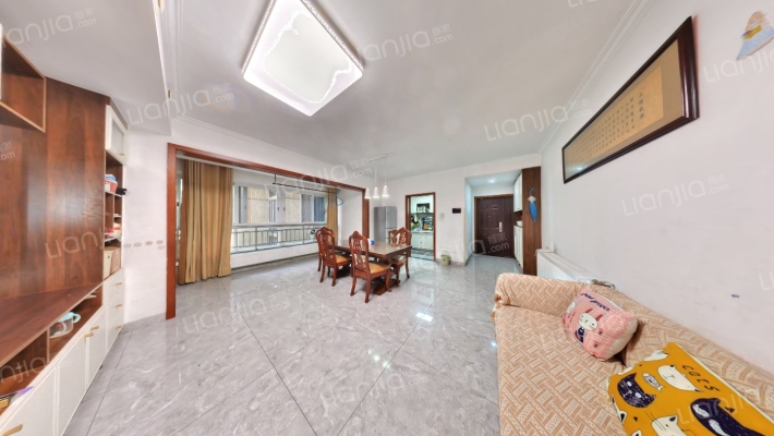 雄飞生活广场二手房实景图