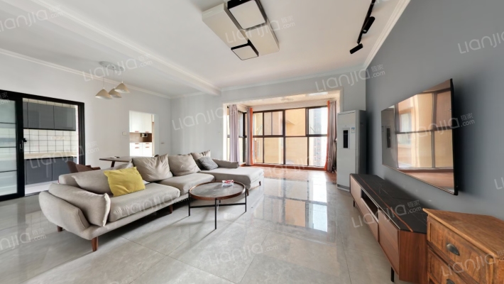 金色维也纳二手房实景图