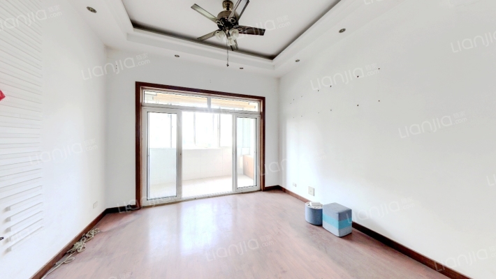天城园林居二手房实景图