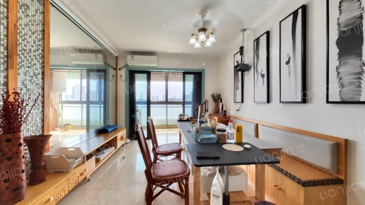 石桥花园B区二手房实景图