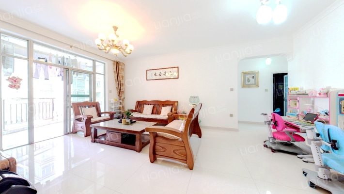 锦江国际二手房实景图