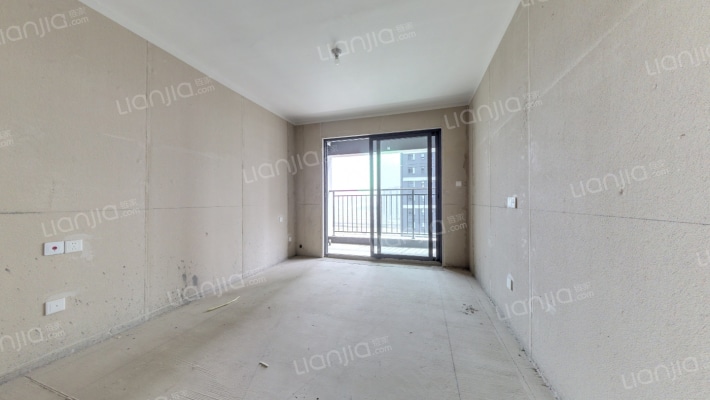 富田城九鼎公馆五号院二手房实景图