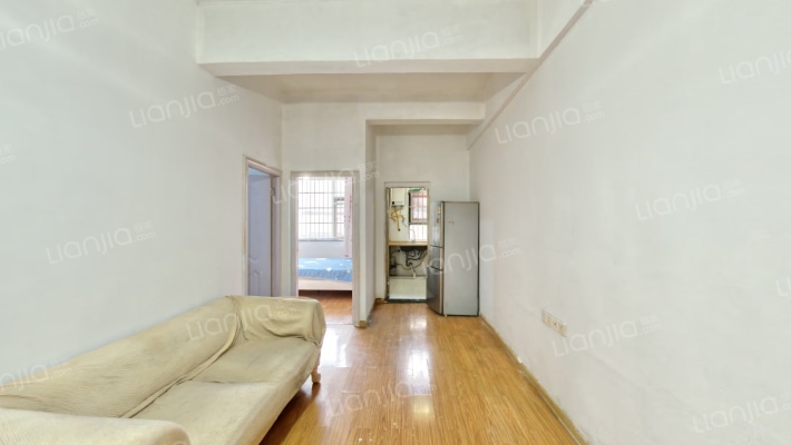 奥特莱斯V公寓二手房实景图