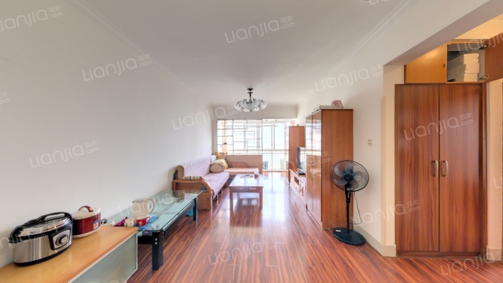 万昌南湖景园二手房实景图