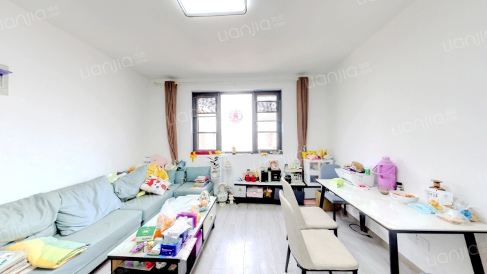 胜利华庭二手房实景图