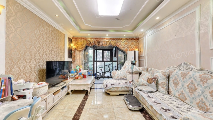 保利香槟国际二手房实景图