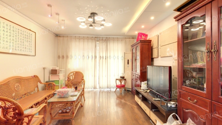 天地新城天权座二手房实景图