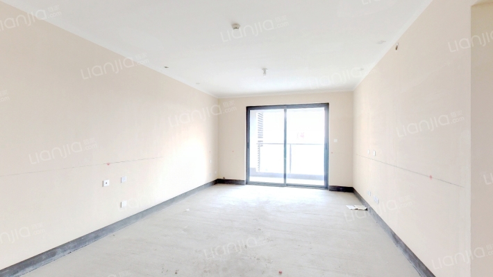 亚新大梁府二手房实景图