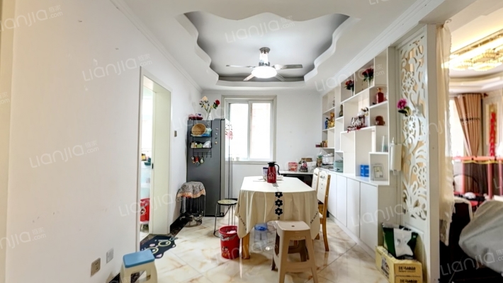 御景国际小区二手房实景图