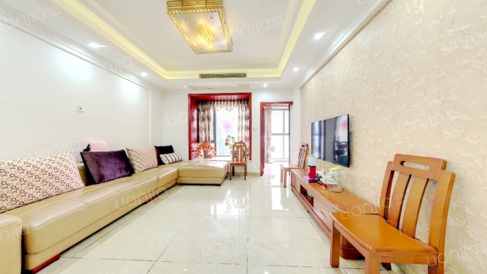 顶峰水岸汇景二手房实景图