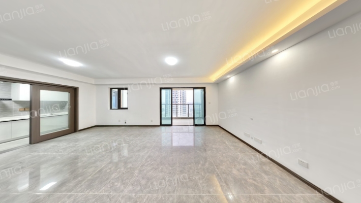 西宸春天二手房实景图