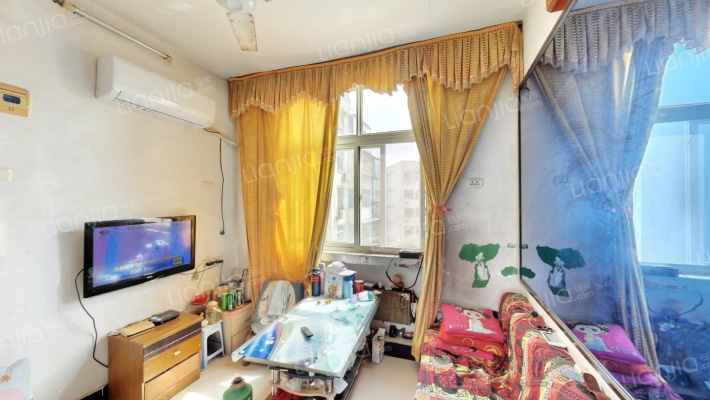 3542军纺家园二手房实景图