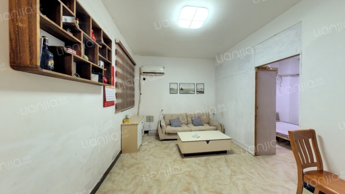 东山新苑一区二手房实景图