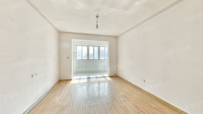 凤城嘉苑二手房实景图