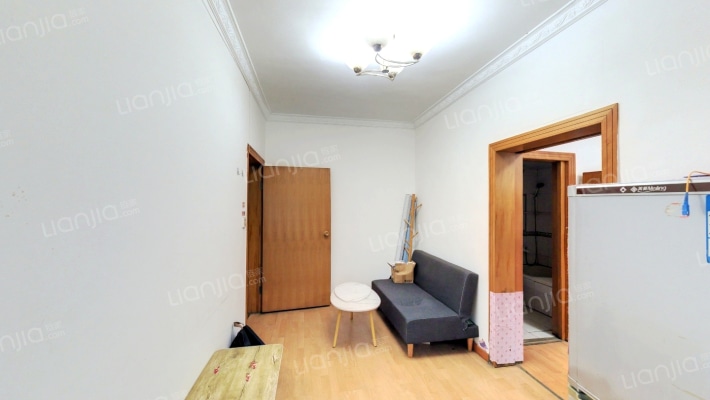 花溪大道北段141号二手房实景图