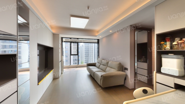 铂悦春和万象二手房实景图