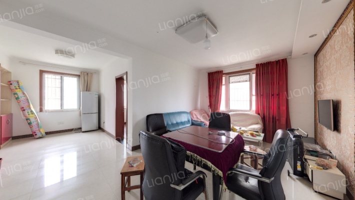 新城花园四区二手房实景图