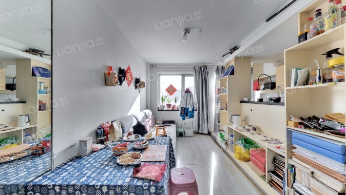 世纪雅苑二手房实景图