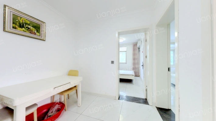 繁荣新村点式楼二手房实景图