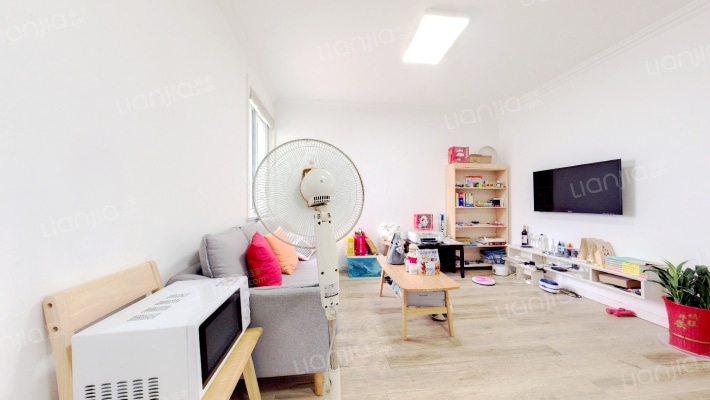 水岸人家二手房实景图